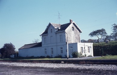 VILLERS LA TOUR  DIA 77-554.jpg